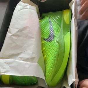 Nike Kobe 6 “Grinch”